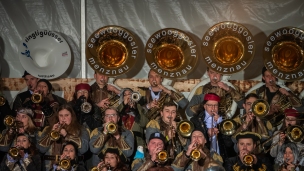 KTV03587